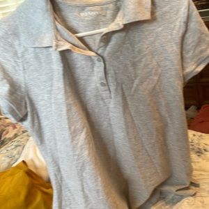 Old navy small gray half button down shirt